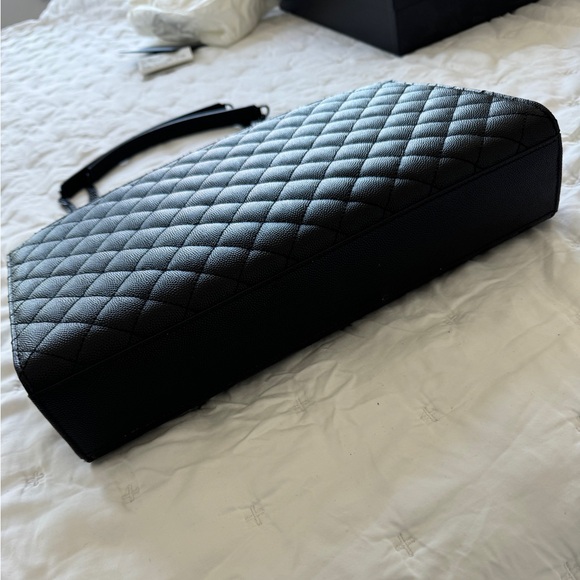 YSL Yves Saint Laurent large envelope bag black/gunmetal w/ all original pkg - Picture 3 of 10